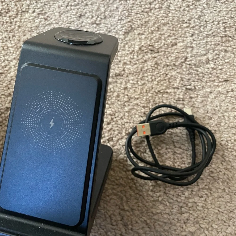 Wireless charger 3 in 1